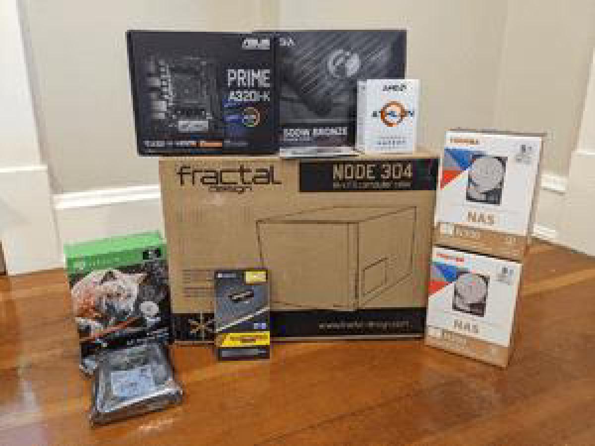 组装一台 22TB 容量的 NAS(家庭存储服务器)